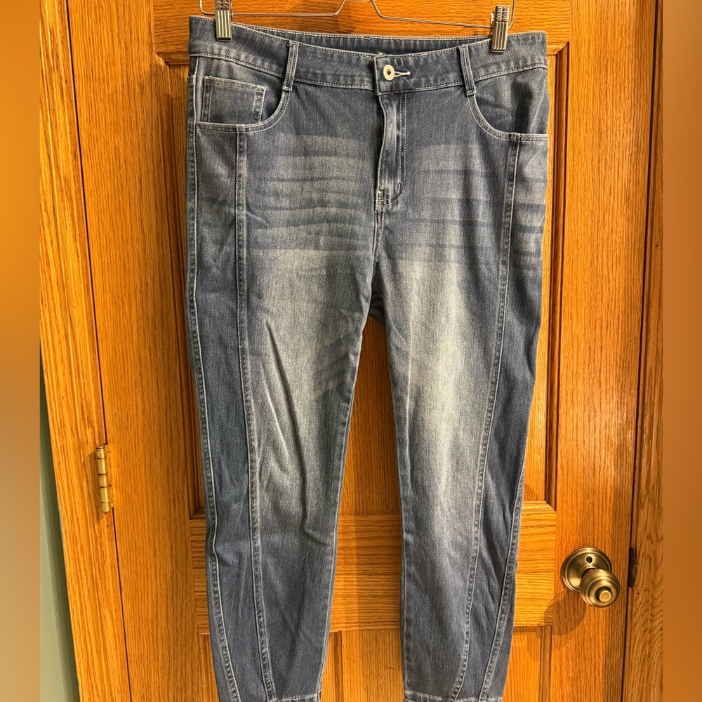 Halara Classic Blue Jeans